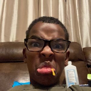 Meet your Posher, Dwight